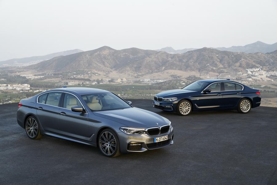  BMW 540i Sedan M Sport 2017 года  (WW) (фото 93 из 98)